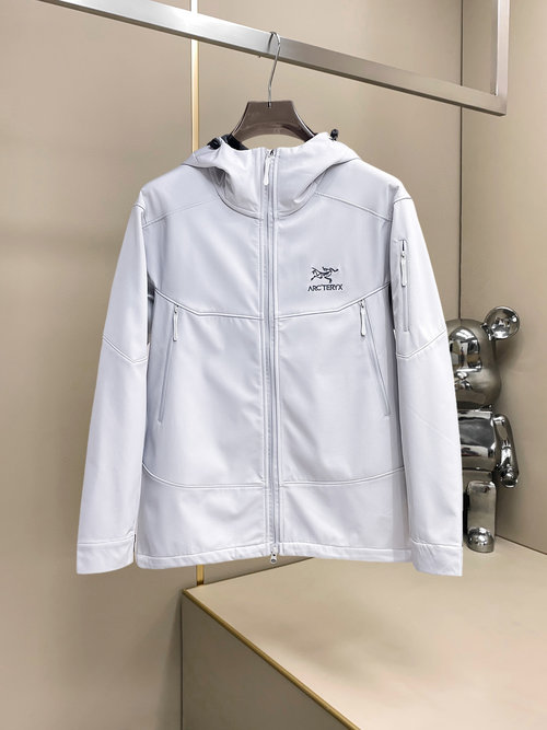 ArcTeryx Premium Double-Faced Jacket Showcasing Exquisite Details