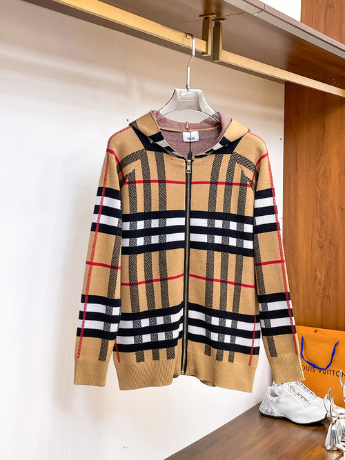 Burberry Exquisite Knit Sweater with Premium Imported Fabric