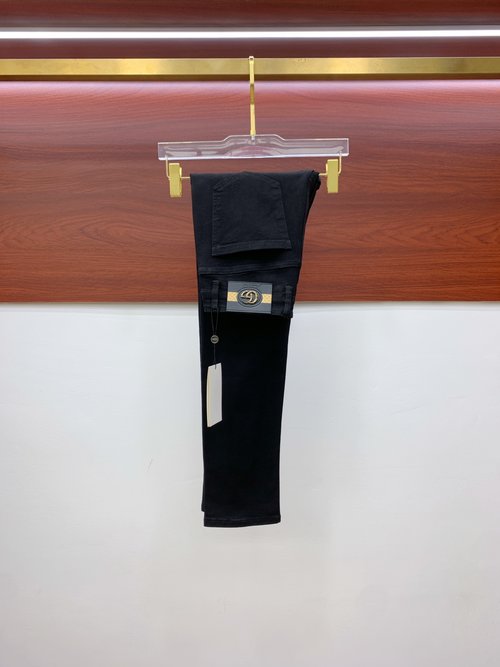 Gucci Exclusive Jeans with High - Quality Elastic Fabric