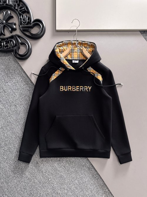 Burberry Fashionable Unisex Logo Hoodie in Premium Cotton