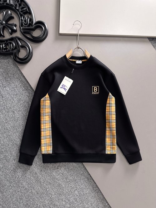 Burberry Classic Logo Long Sleeve Cotton Sweatshirt for Everyday Wear