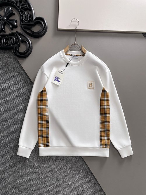 Burberry Long-Sleeved Space Cotton Sweatshirt with Logo