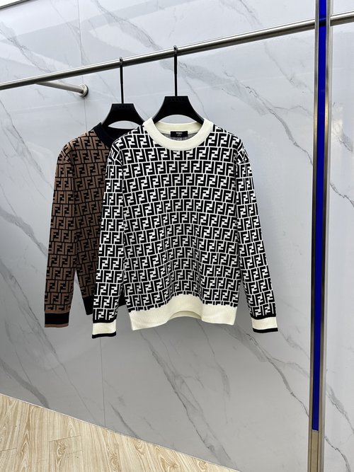 Fendi Premium Wool Blend Round Neck Sweater