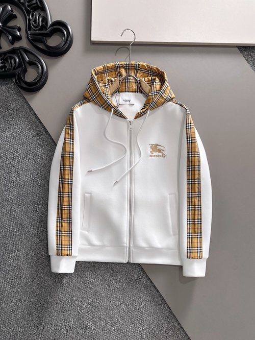 Burberry Zip-up Hoodie, Timeless and Relaxed Style