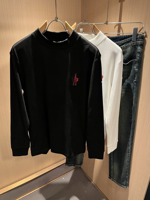 Moncler Comfortable Long-Sleeve Shirt with Logo Embroidery