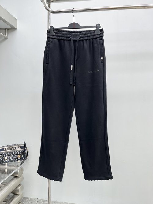 Balenciaga Casual Pants: Imported Fabric Selection
