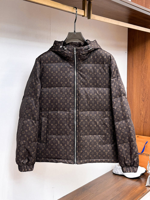 Louis Vuitton 90% Down Jacket with Classic Logo & Colorful Design