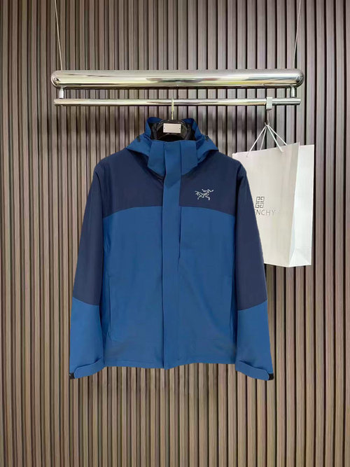 ArcTeryx Detachable Three-in-One Down Jacket with Classic Embroidery