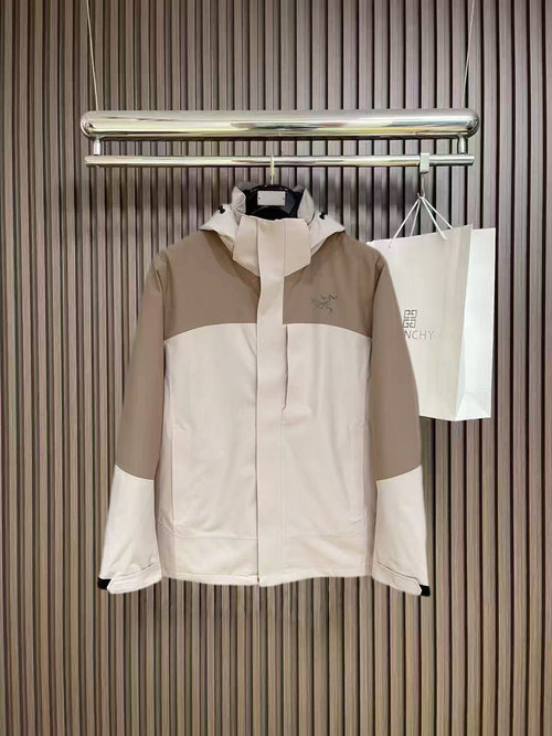 ArcTeryx Detachable Down Jacket with Classic Embroidery