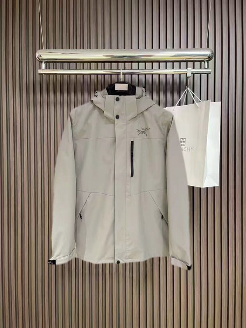 ArcTeryx Detachable Down Jacket with Classic Embroidery