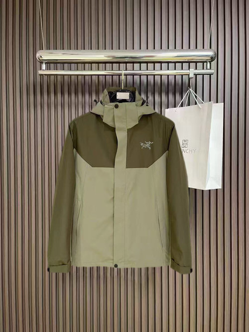 ArcTeryx Detachable Down Jacket with Classic Embroidery