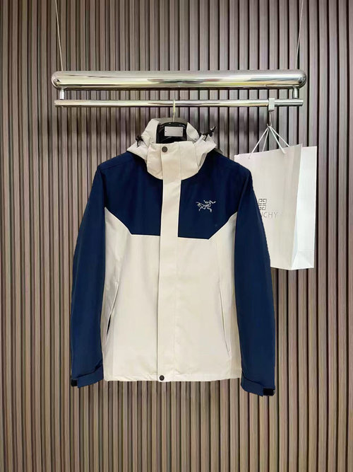 ArcTeryx Detachable Down Jacket with Classic Embroidery