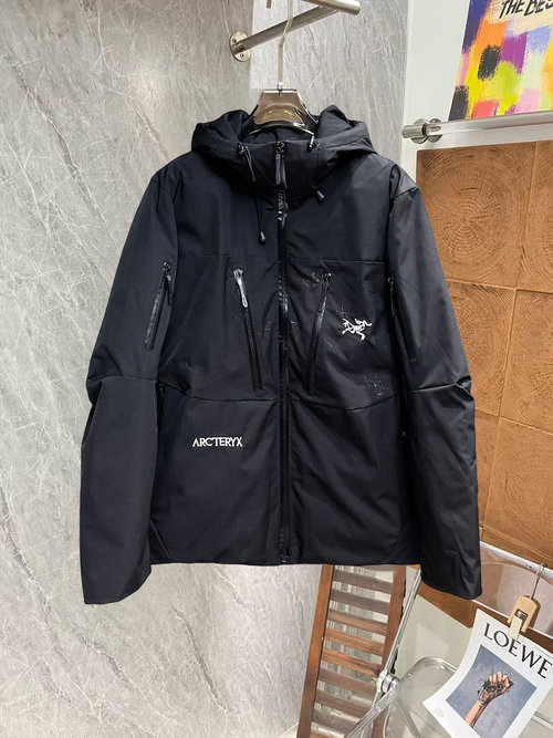 ArcTeryx Premium Down Jacket, Iconic Logo, Exceptional Warmth