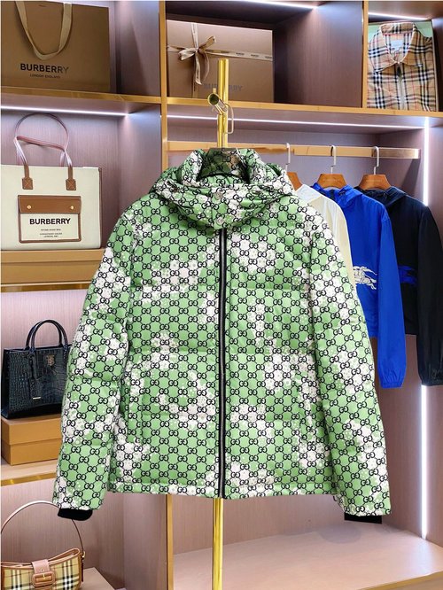 Gucci Stylish and Warm 90 - Down Filled Reversible Jacket