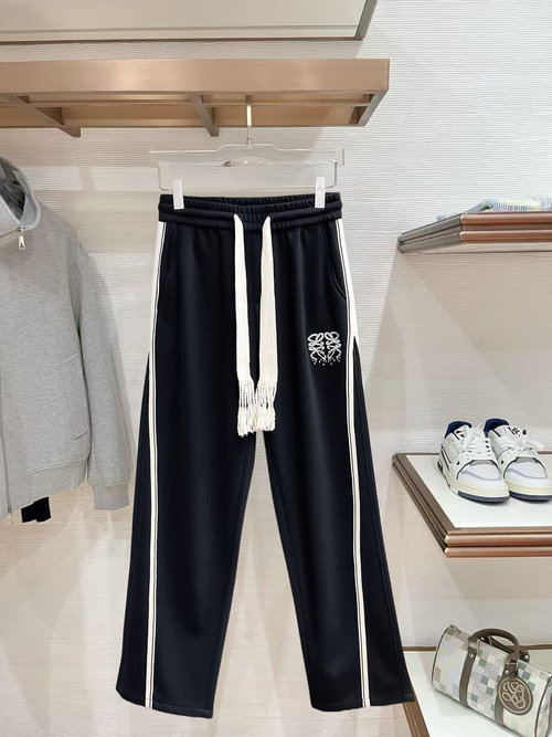 Loewe Classic Logo Casual Pants with Comfortable Fabric