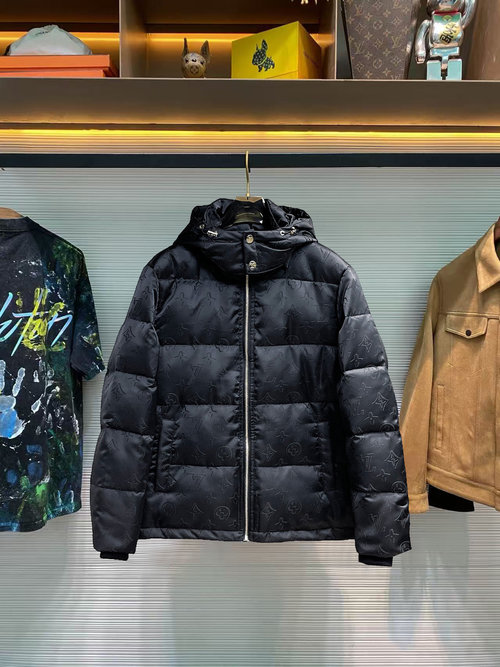 Louis Vuitton Premium 90% Down Jacket with Logo