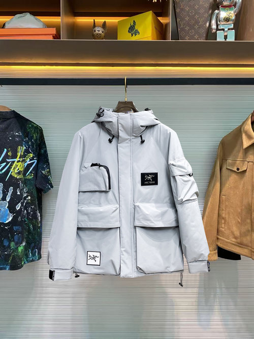 ArcTeryx Top-quality 90% Down Jackets with Logo and Heat-locked Design