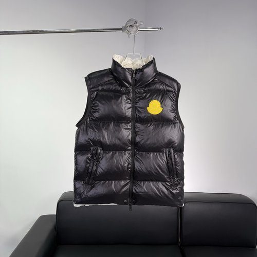 Moncler Black Puffer Vest with Classic Design