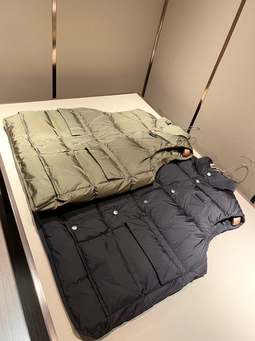 Prada Waterproof Down Jacket with Logo Decoration