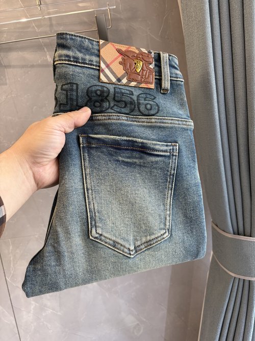 Fendi Soft Jeans with Leather Waist Tag