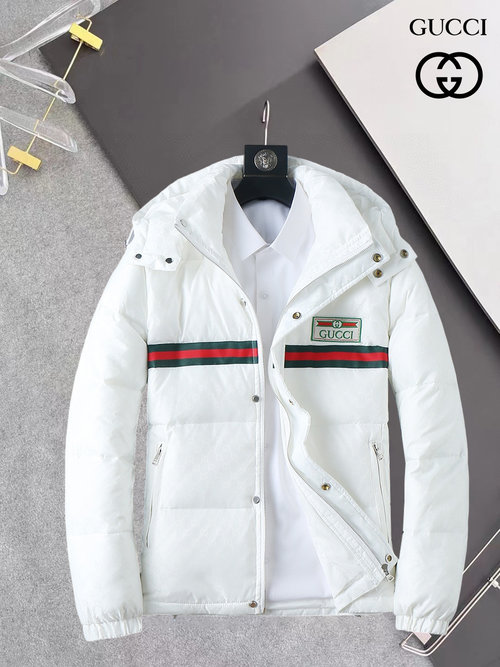 Gucci 90% Down-Filled Jacket with Classic Logo and Color