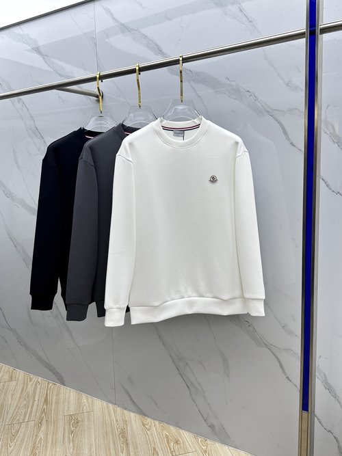Moncler Badge Round Neck Pullover Sweatshirt