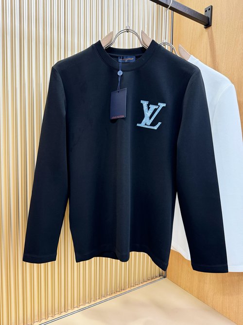Louis Vuitton Classic Logo Long-sleeved T-shirt, Comfortable and Versatile