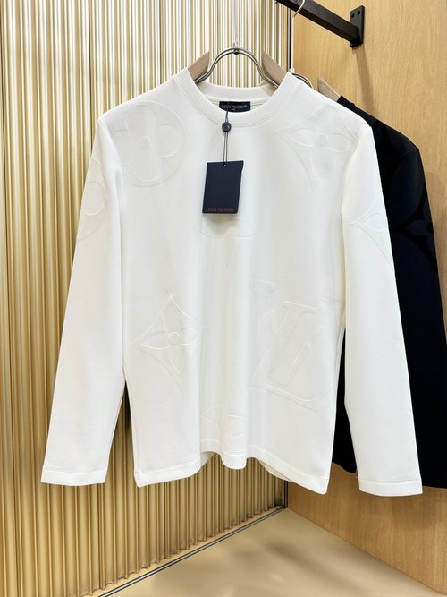 Louis Vuitton Classic Logo Long-sleeved T-shirt, Comfortable and Versatile