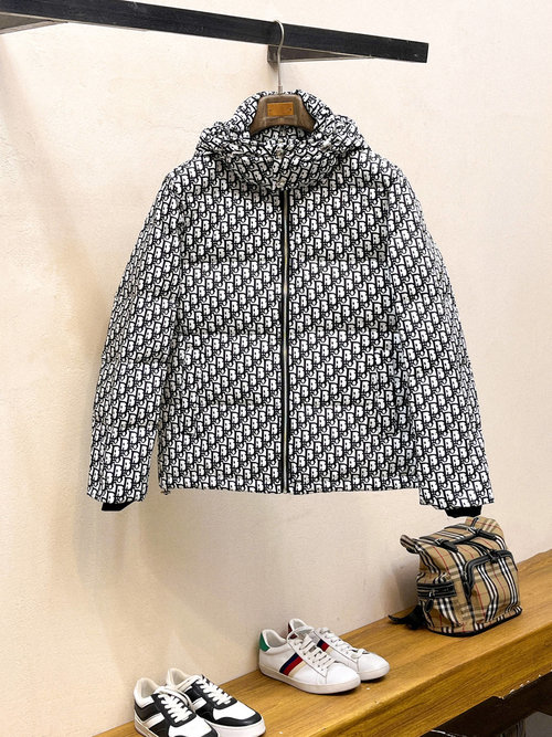 Dior High - end 90 - Down Filled Jacket with Logo