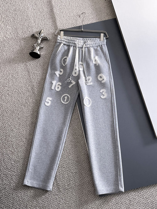 Maison Margiela New Casual Pants with Classic Logo, High Comfort