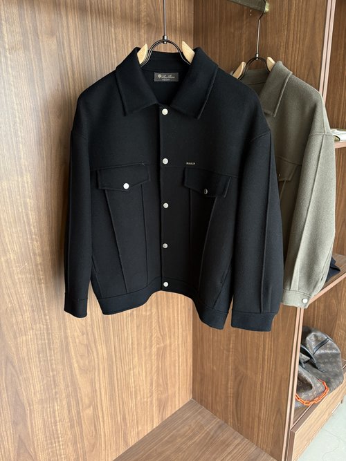 Fendi Elegant Herringbone Wool and Cashmere Blend Coat