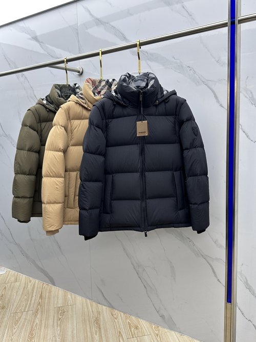 Burberry Detachable Hood & Sleeves Down Jacket