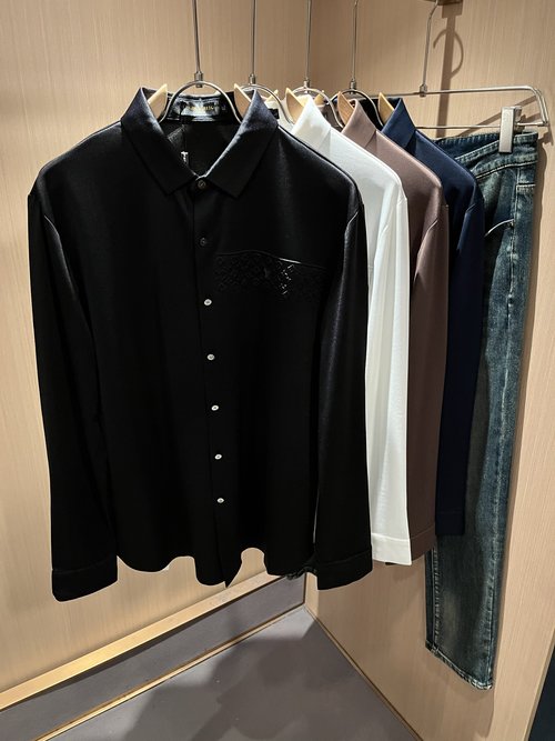 Louis Vuitton Light Business Collared Shirt with Logo Press