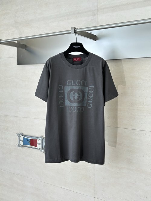 Gucci Square Distressed Crack Print Short Sleeve T-Shirt