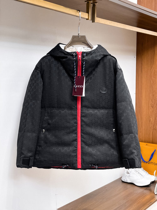 Gucci Premium 90% Down Jacket with Logo & Colorful Design