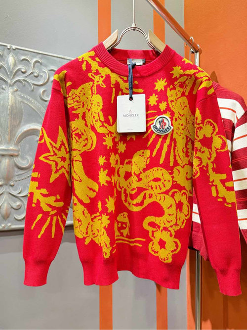 Moncler Festive Essential Knitwear for Couples, Ultra-Soft Fabric