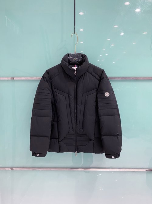 Moncler Exclusive Edition Heavy-duty Down Jacket