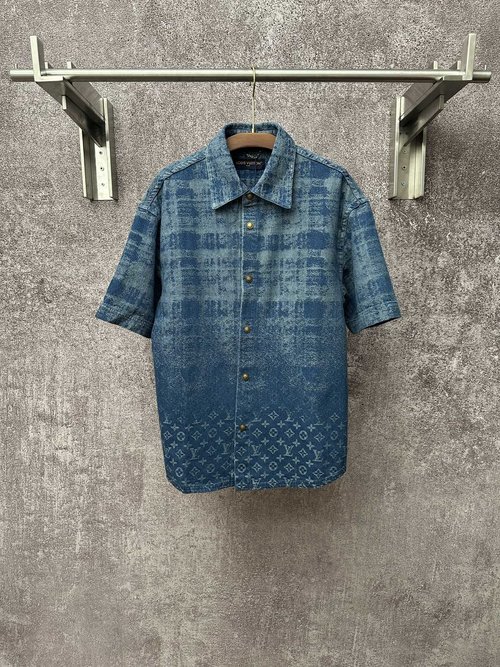Louis Vuitton Short-Sleeve Denim Shirt with Printed Pattern