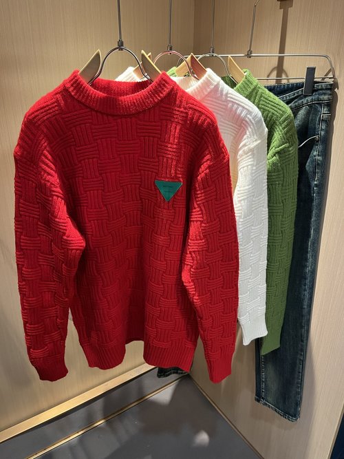 Bottega Veneta Elegant Knit Wool Sweater with Distinctive Leather Detail