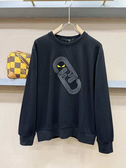 Fendi Wool Long-sleeved Hoodie with Logo