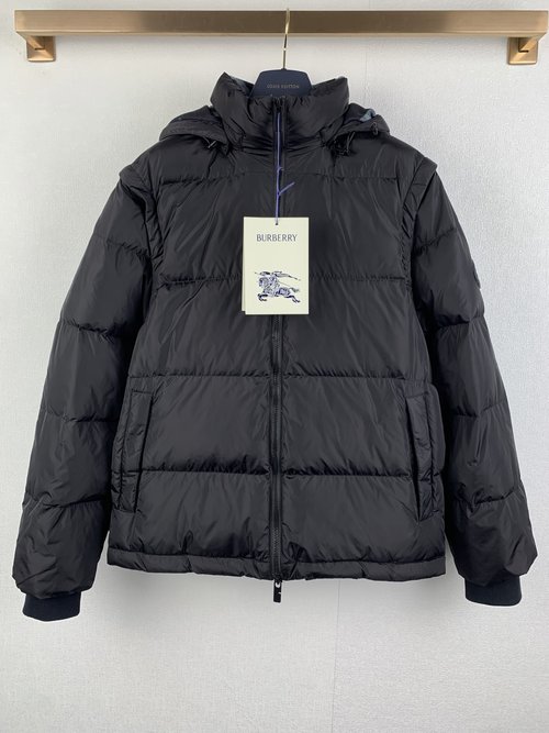 Burberry Detachable Sleeve Down Jacket with 90% Goose Down