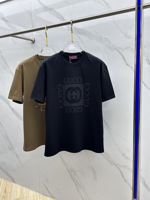 Gucci Distressed Printed Short - Sleeve Shirt