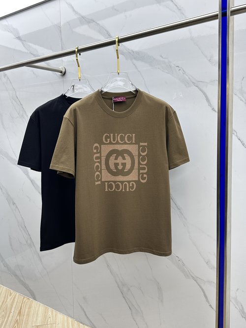 Gucci Distressed Printed Short - Sleeve Shirt