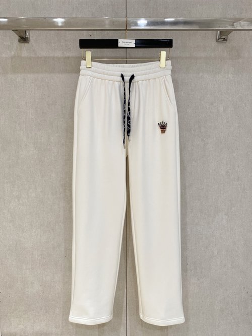 Louis Vuitton Warm and Stylish Straight-Leg Casual Pants