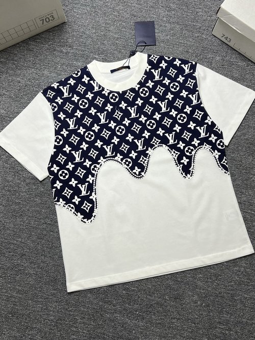Louis Vuitton Black and White Short Sleeve T-Shirt, 280g Fabric