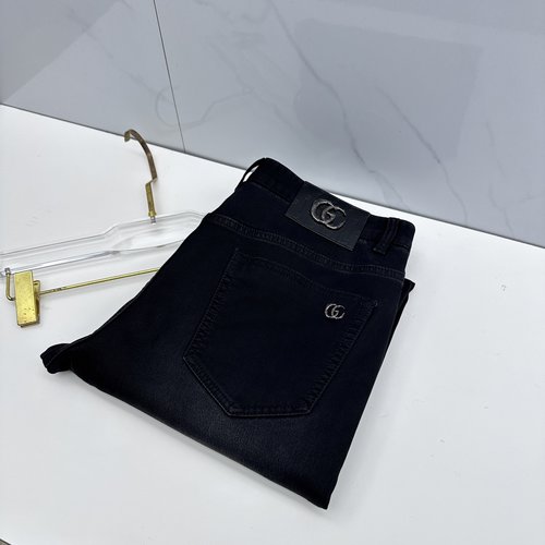 Gucci Elegant Gray-Black Denim with Wash Details