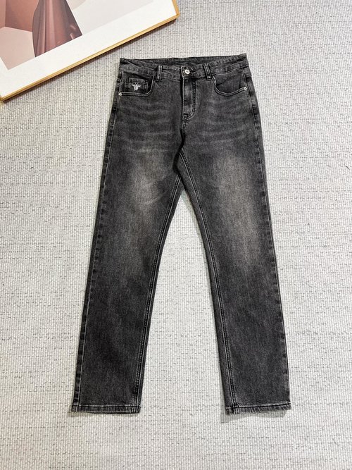 Louis Vuitton Vintage-Look Denim Jeans with a Perfect Fit