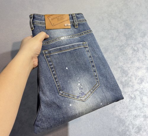 Givenchy Comfortable Straight-Leg Jeans Crafted from Turkish Cotton