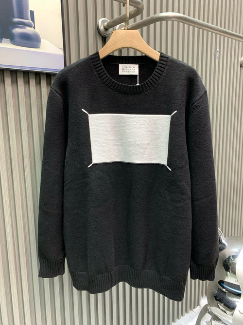 Maison Margiela Round Neck Knit Sweater, Soft and Stylish