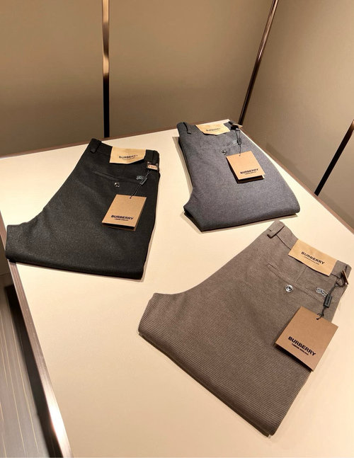 Burberry Classic Leisure Cashmere Straight Pants